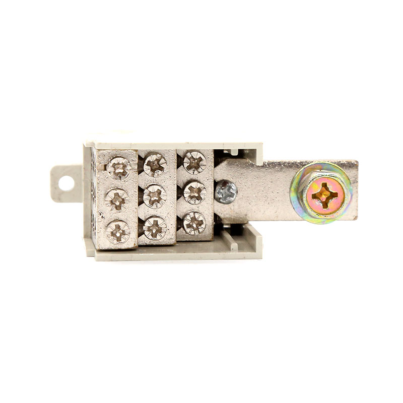 160526 空開NB10-35一進九出